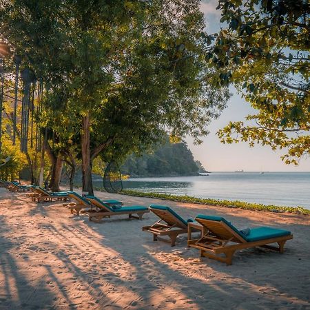 The Mooring Resort Panwa Beach Екстериор снимка