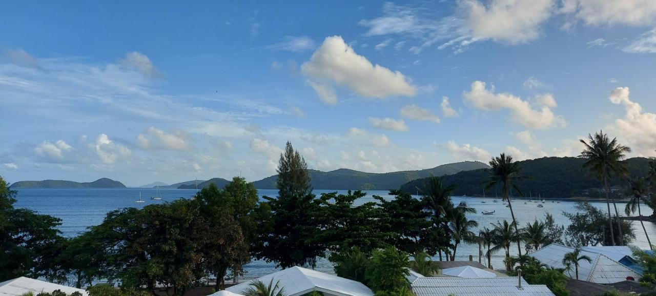 The Mooring Resort Panwa Beach Екстериор снимка