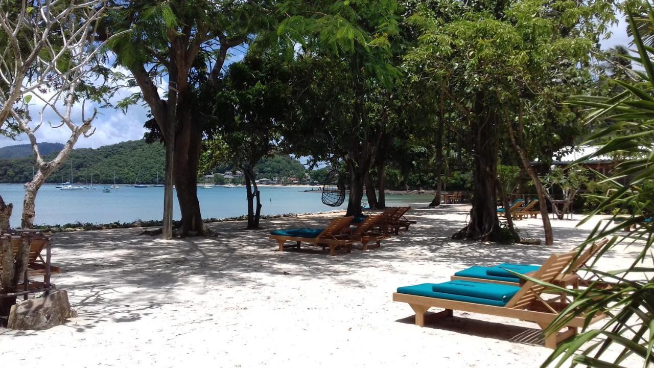 The Mooring Resort Panwa Beach Екстериор снимка