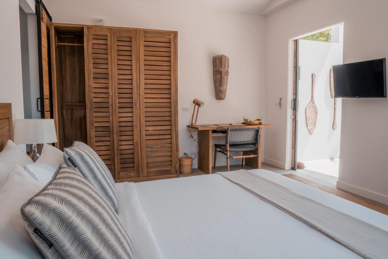 The Mooring Resort Panwa Beach Екстериор снимка