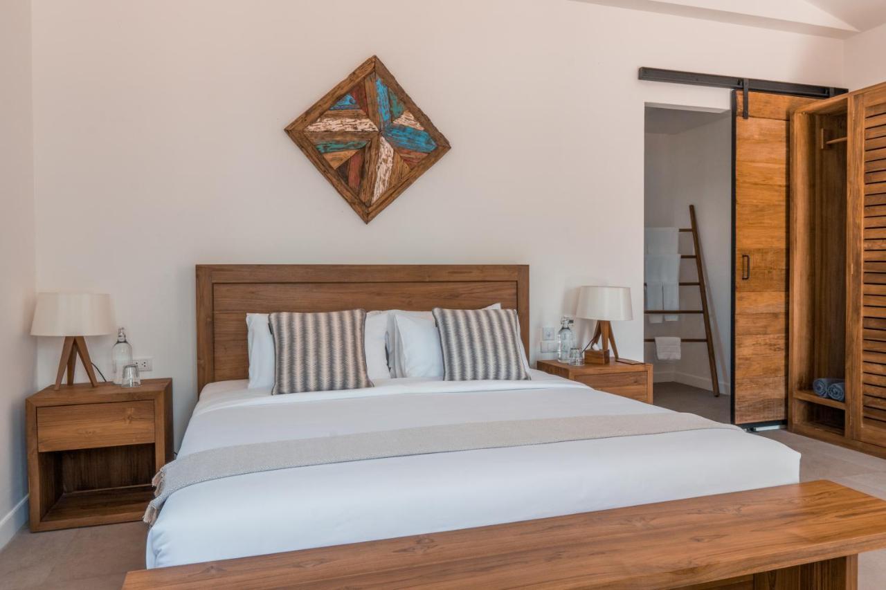 The Mooring Resort Panwa Beach Екстериор снимка