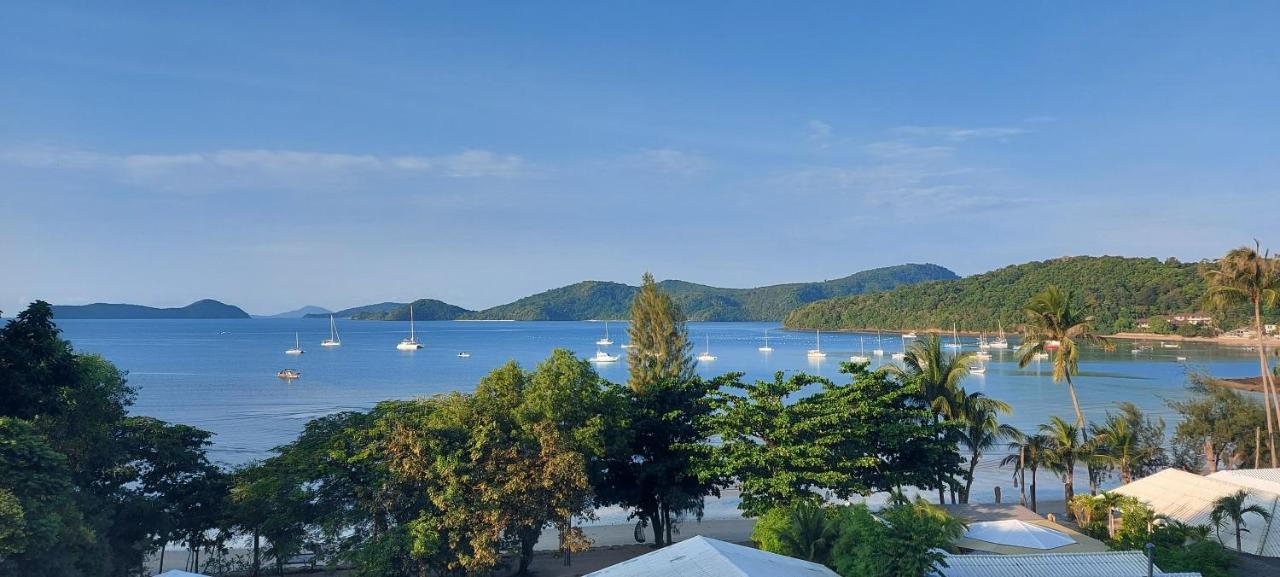 The Mooring Resort Panwa Beach Екстериор снимка